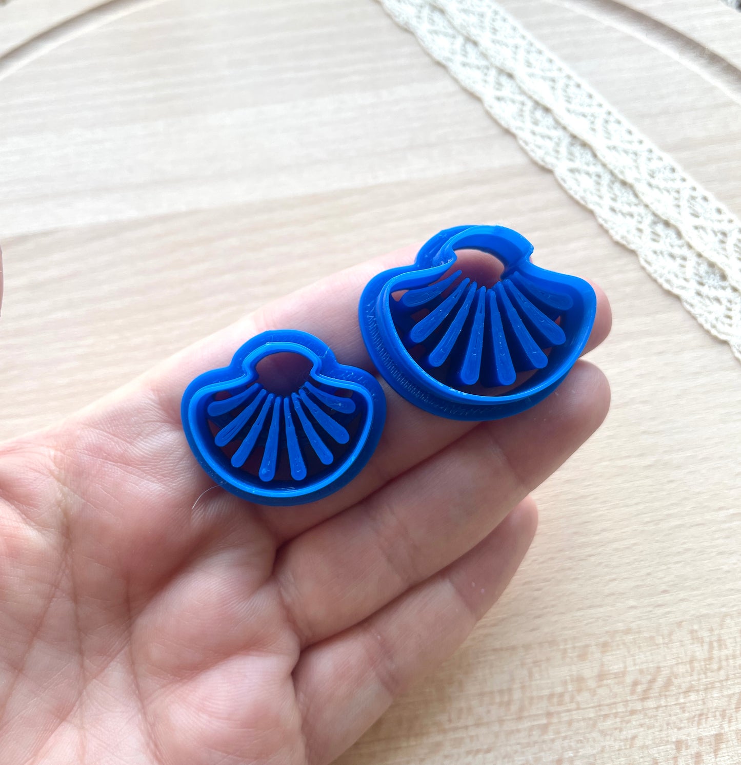 Scallop earring clay cutter, Polymer clay cutter