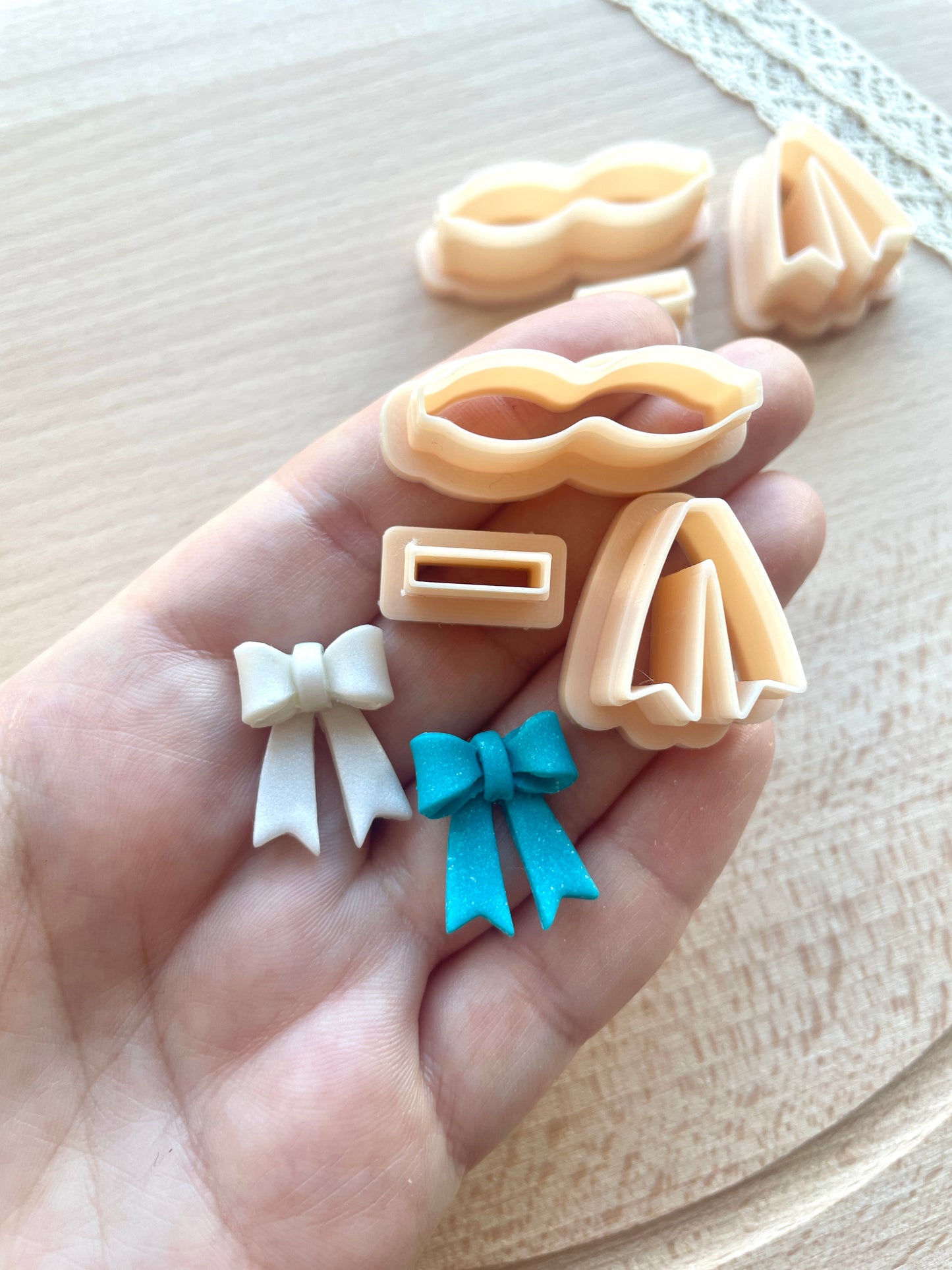 Ribbon bow clay cutter set
