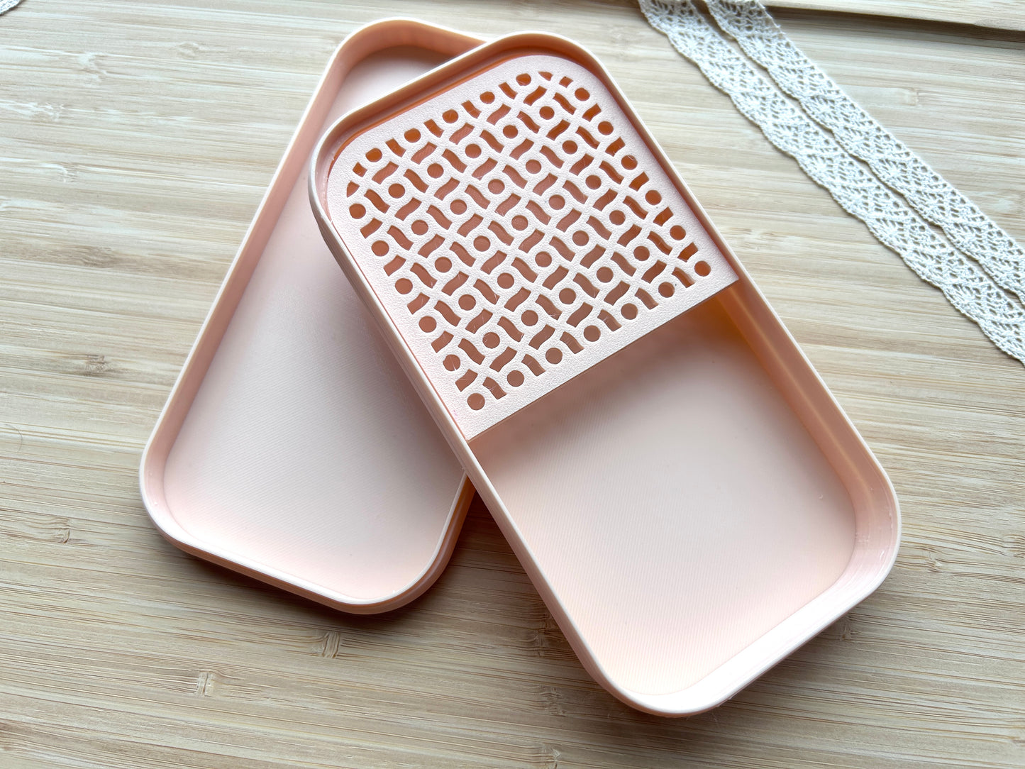Starch tapper box with lid for polymer clay artists, Storage tool for polymer clay artists